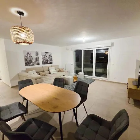 Le Chaleureux Apartamento Annemasse